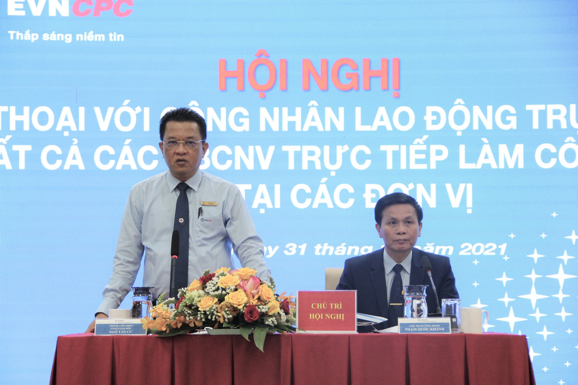EVNCPC đoàn kết, vượt qua khó khăn, hoàn thành nhiệm vụ cung cấp điện - Ảnh 1.