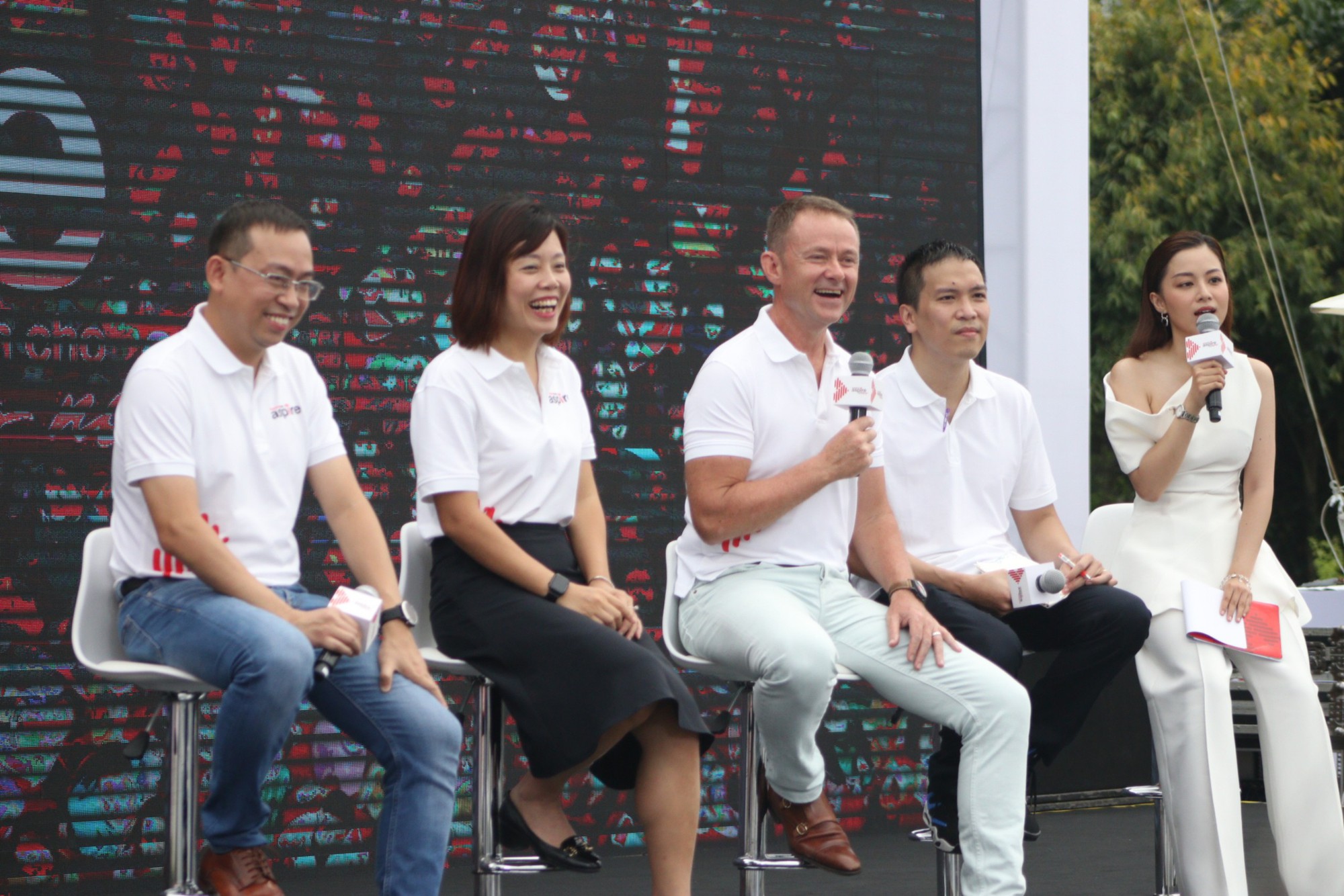 Ra mắt thương hiệu tài chính Techcombank Aspire dành riêng cho thế hệ “Why Not” - Ảnh 1.