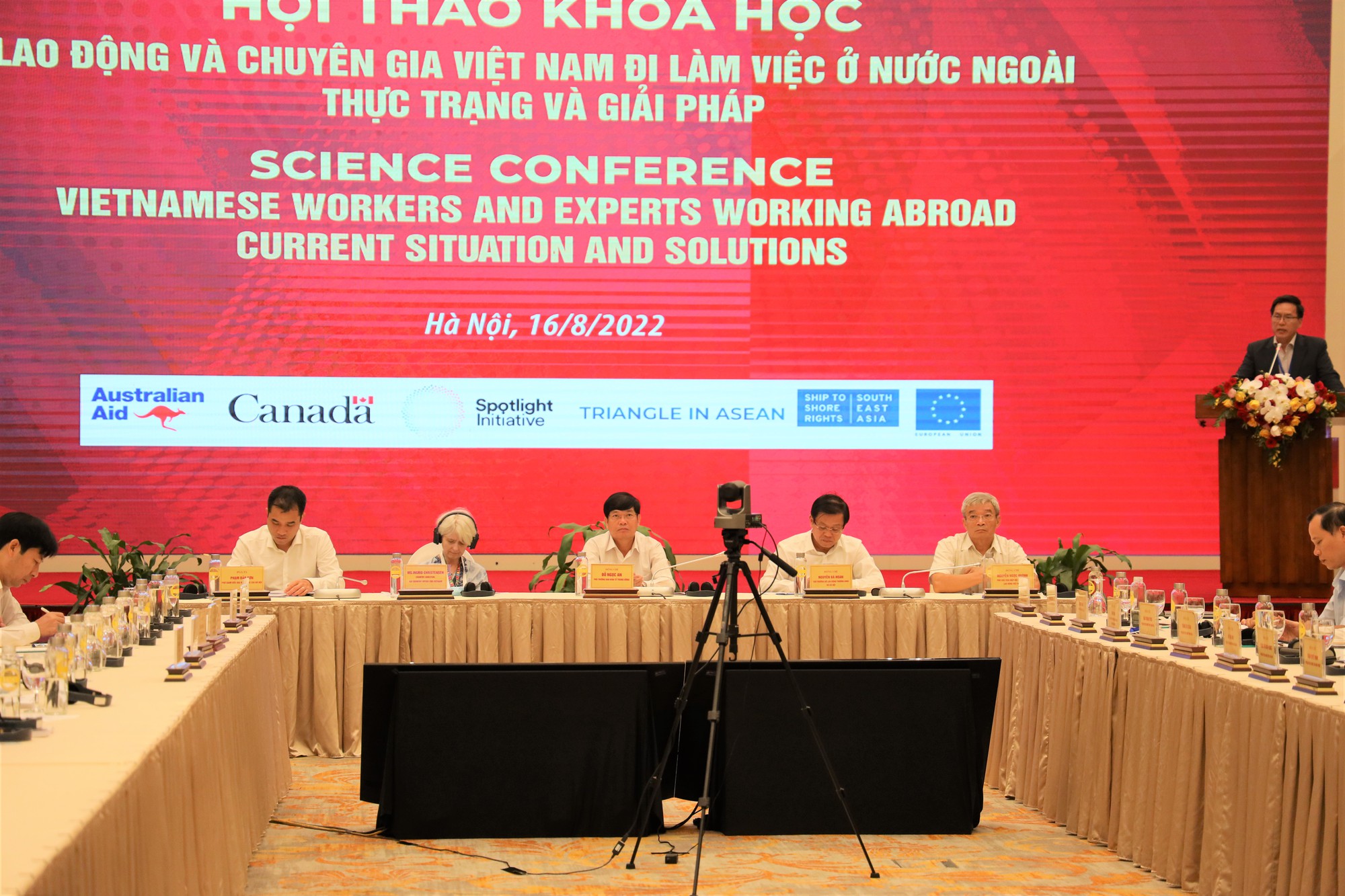 Việt Nam đưa được gần 1 triệu lao động đi làm việc ở nước ngoài