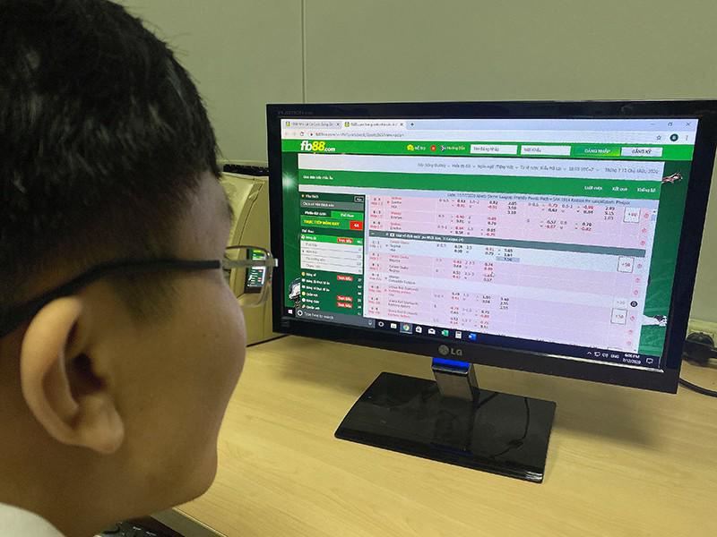 40 cảnh sát triệt phá đường dây cá độ bóng đá triệu USD