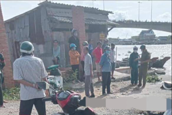 Mẹ có tiền sử tâm thần ôm con gái 3 tuổi nhảy cầu