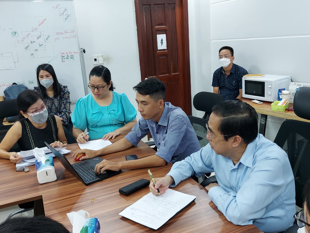 Quận 10, TP HCM: Ho&agrave;n tất hỗ trợ tiền thu&ecirc; nh&agrave; cho người lao động trước ng&agrave;y 24-8 - Ảnh 3.