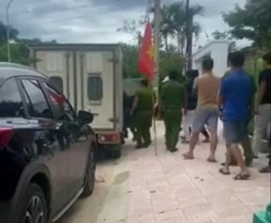 Hé lộ thủ đoạn lừa đảo, chiếm đoạt hơn 47 tỉ đồng của cô gái trẻ - Ảnh 1.