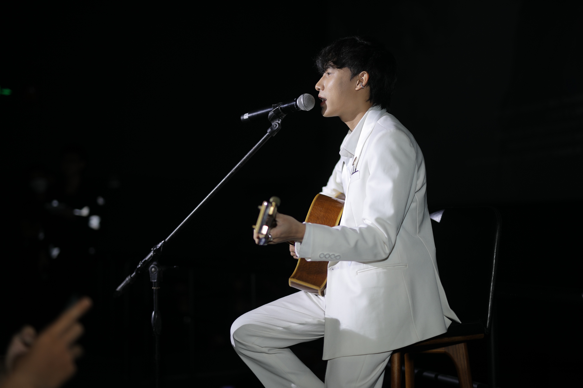 Hiện tượng âm nhạc khiến Quang Hà, Hoài Lâm, Khởi My, Khả Như "điêu đứng"