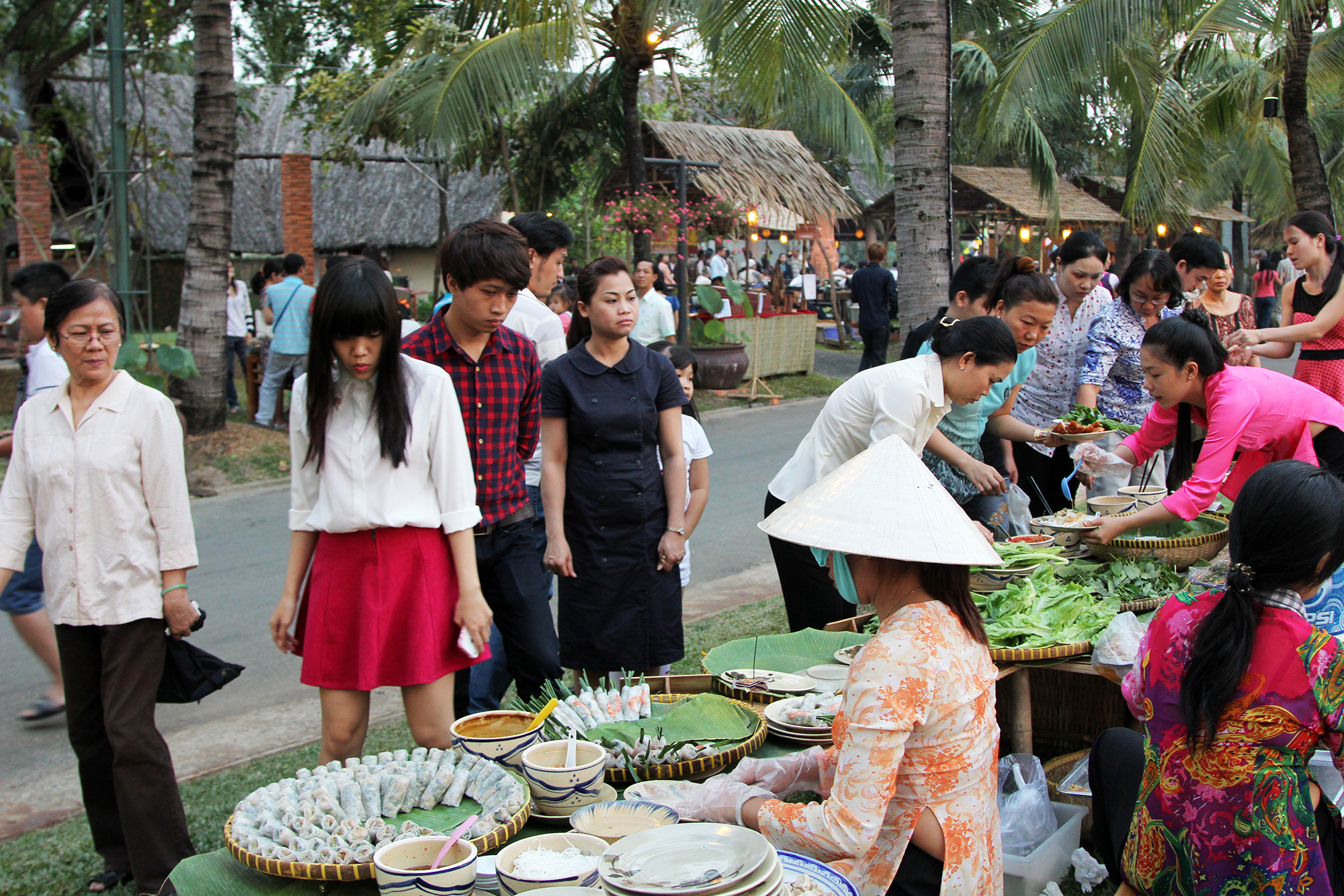 &ldquo;B&ugrave;ng vị&rdquo; với hơn 300 m&oacute;n ngon tại sự kiện văn h&oacute;a ẩm thực của Saigontourist Group - Ảnh 3.