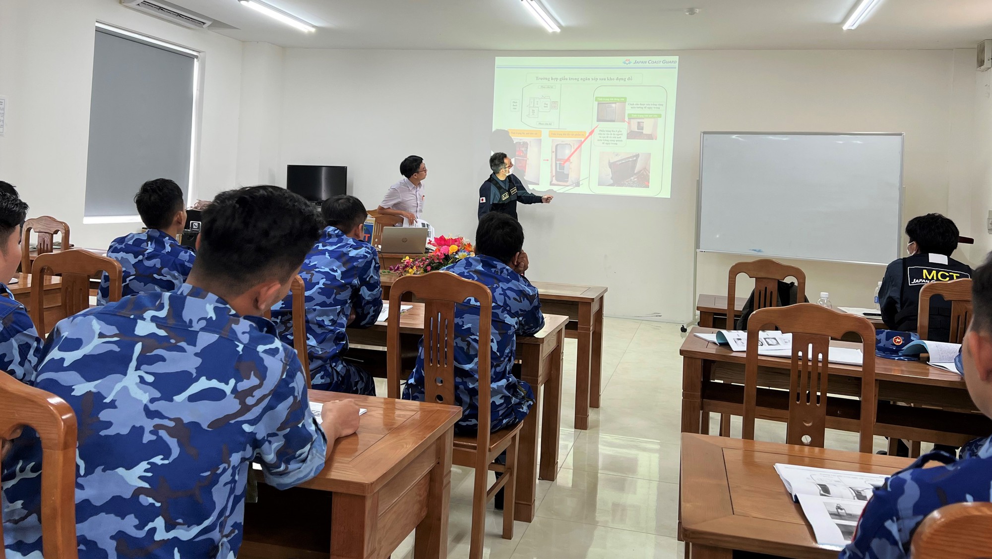 Nhật hỗ trợ Cảnh sát biển Việt Nam tăng cường năng lực thực thi pháp luật trên biển - Ảnh 5.