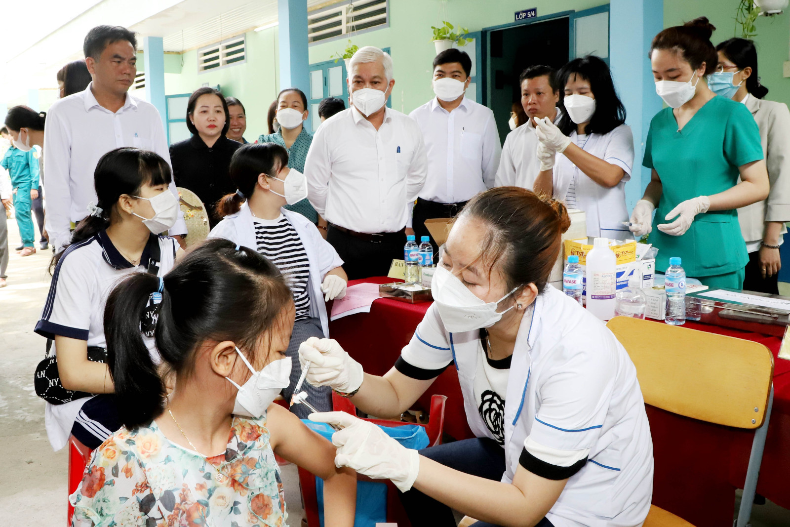 Bình Dương phát động tháng cao điểm tiêm vắc xin