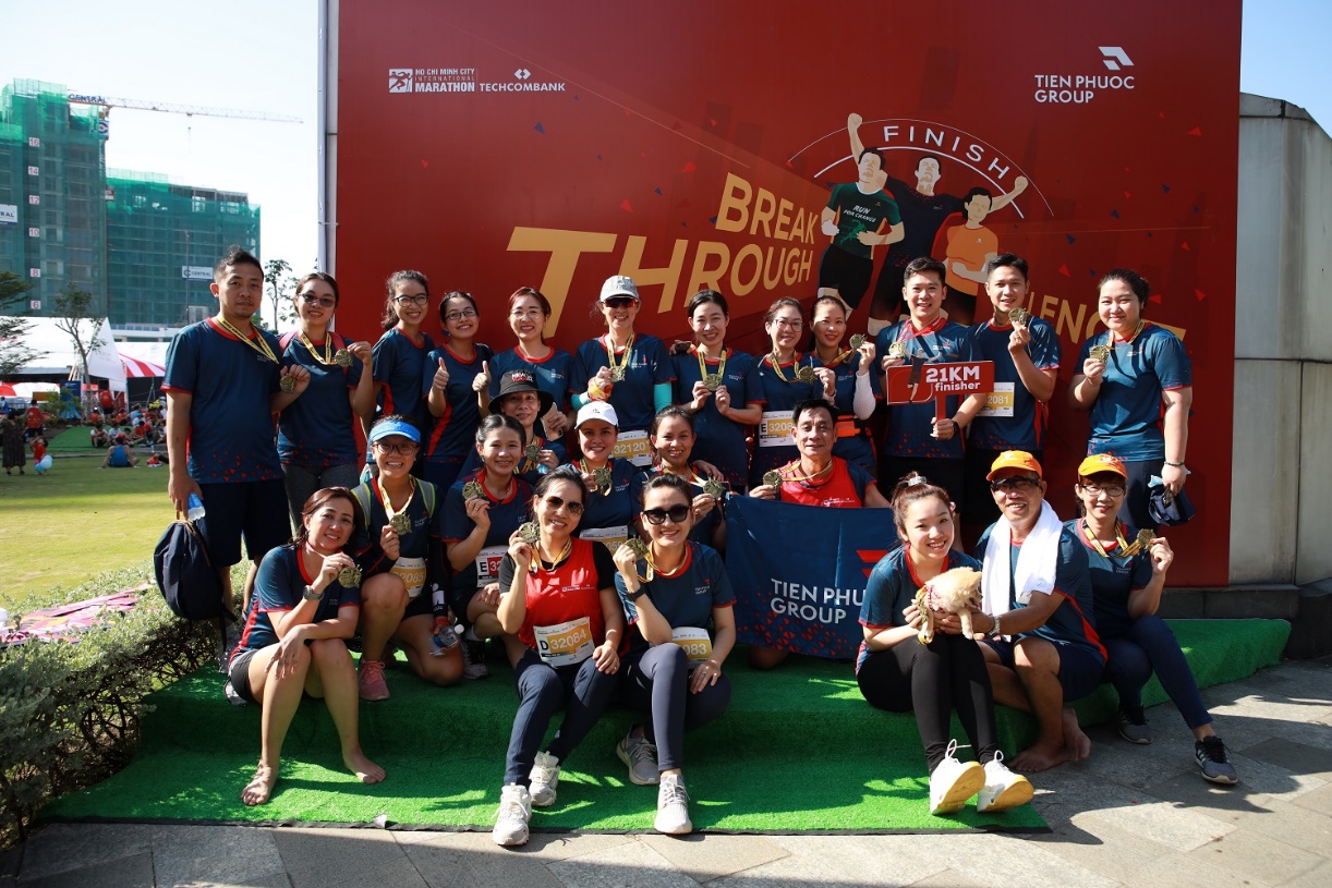Phong trào marathon phát triển mạnh trong cộng đồng và doanh nghiệp - Ảnh 3.