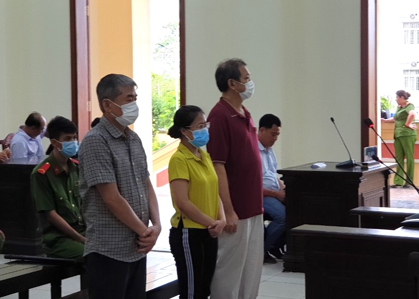 Một giám đốc bị lừa "chạy án" hơn 5 tỉ đồng