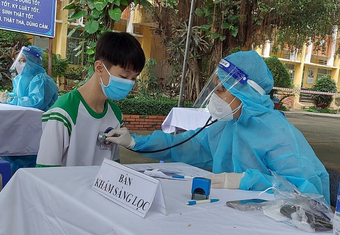 3 quận tại TP HCM chưa triển khai điểm tiêm vắc-xin ngừa Covid-19 cho trẻ