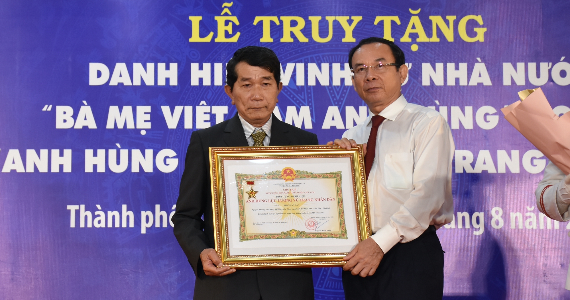 Truy tặng danh hiệu Mẹ Việt Nam anh hùng cho 5 cá nhân ở TP HCM