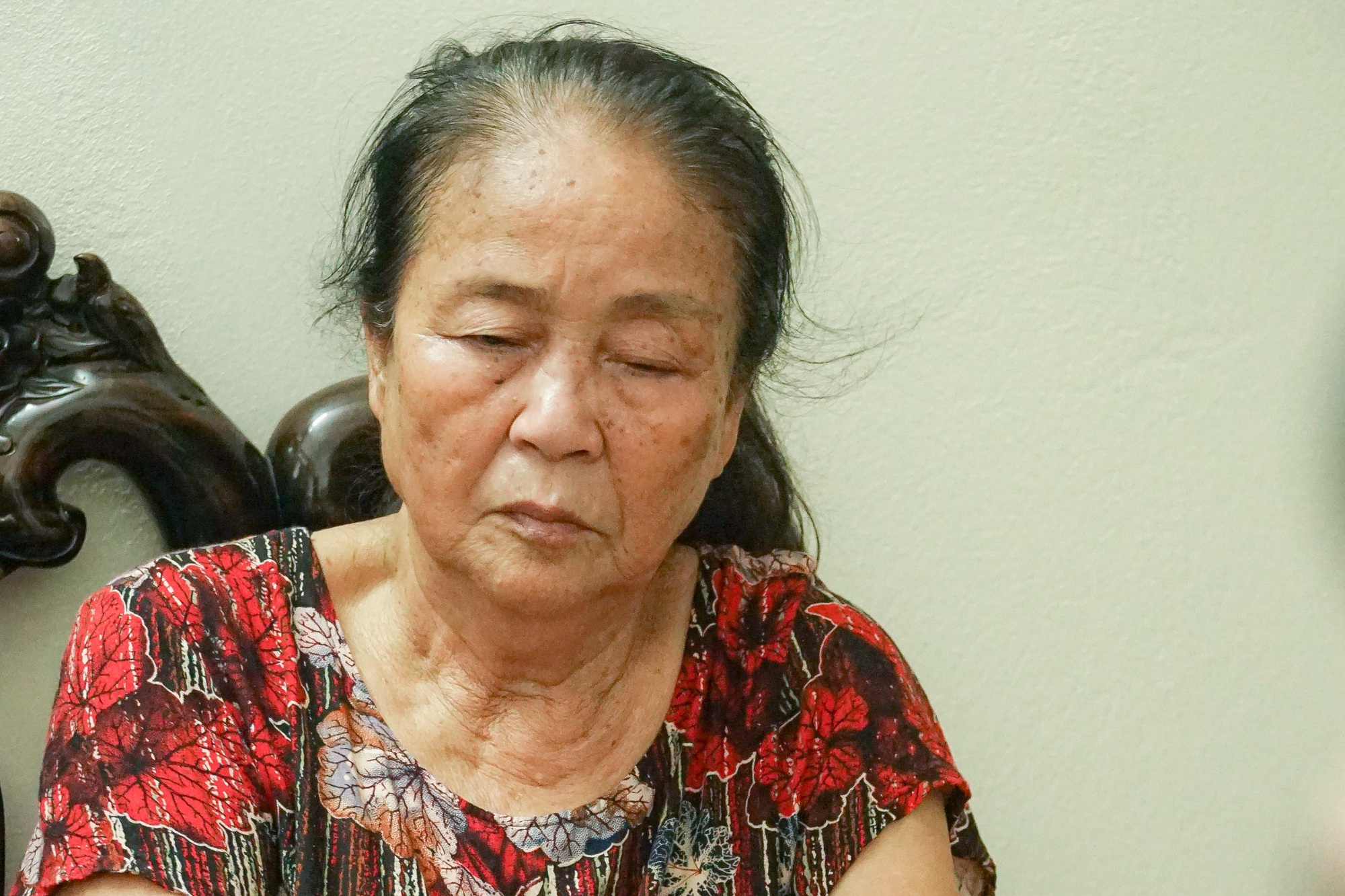 Nhìn con nằm đó mà chẳng biết làm gì - Ảnh 3.