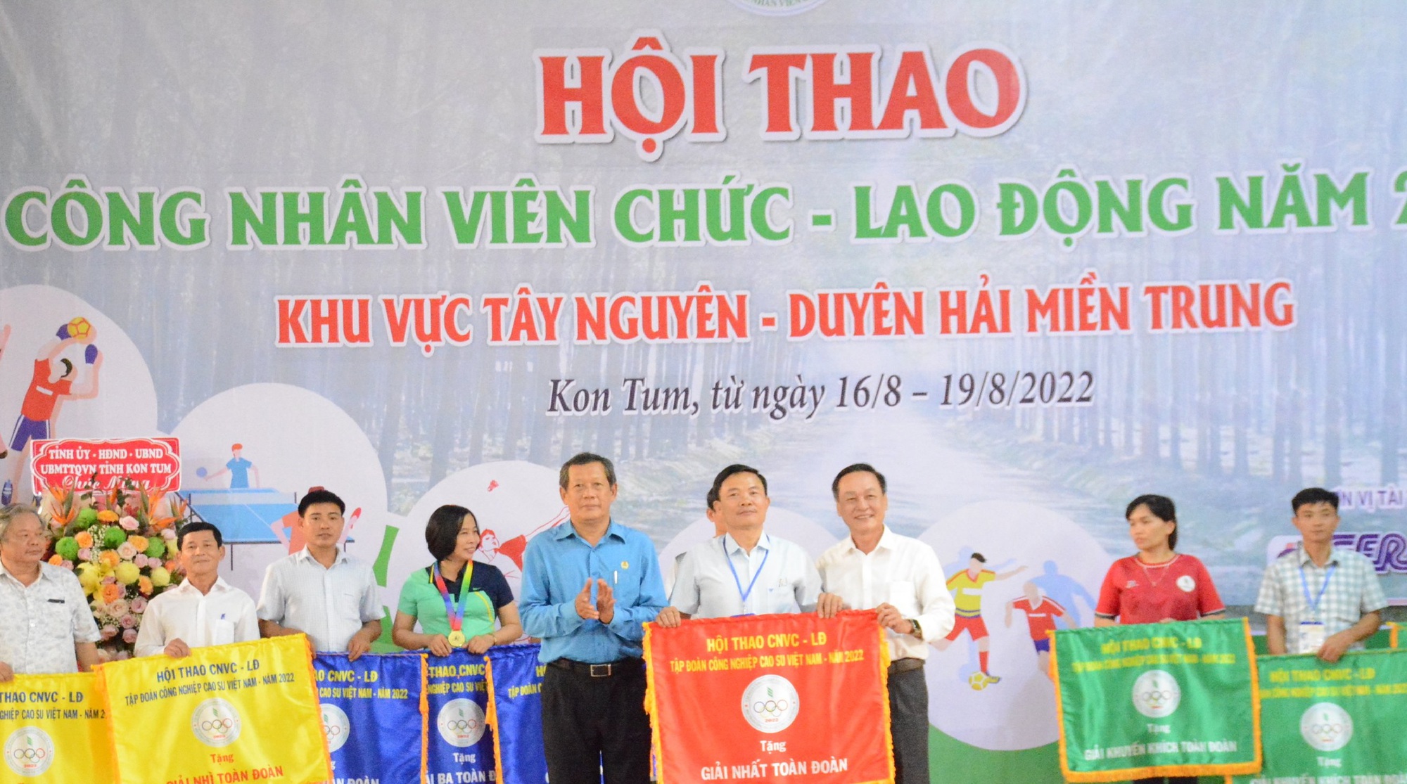 530 vận động viên tham gia hội thao VRG khu vực II