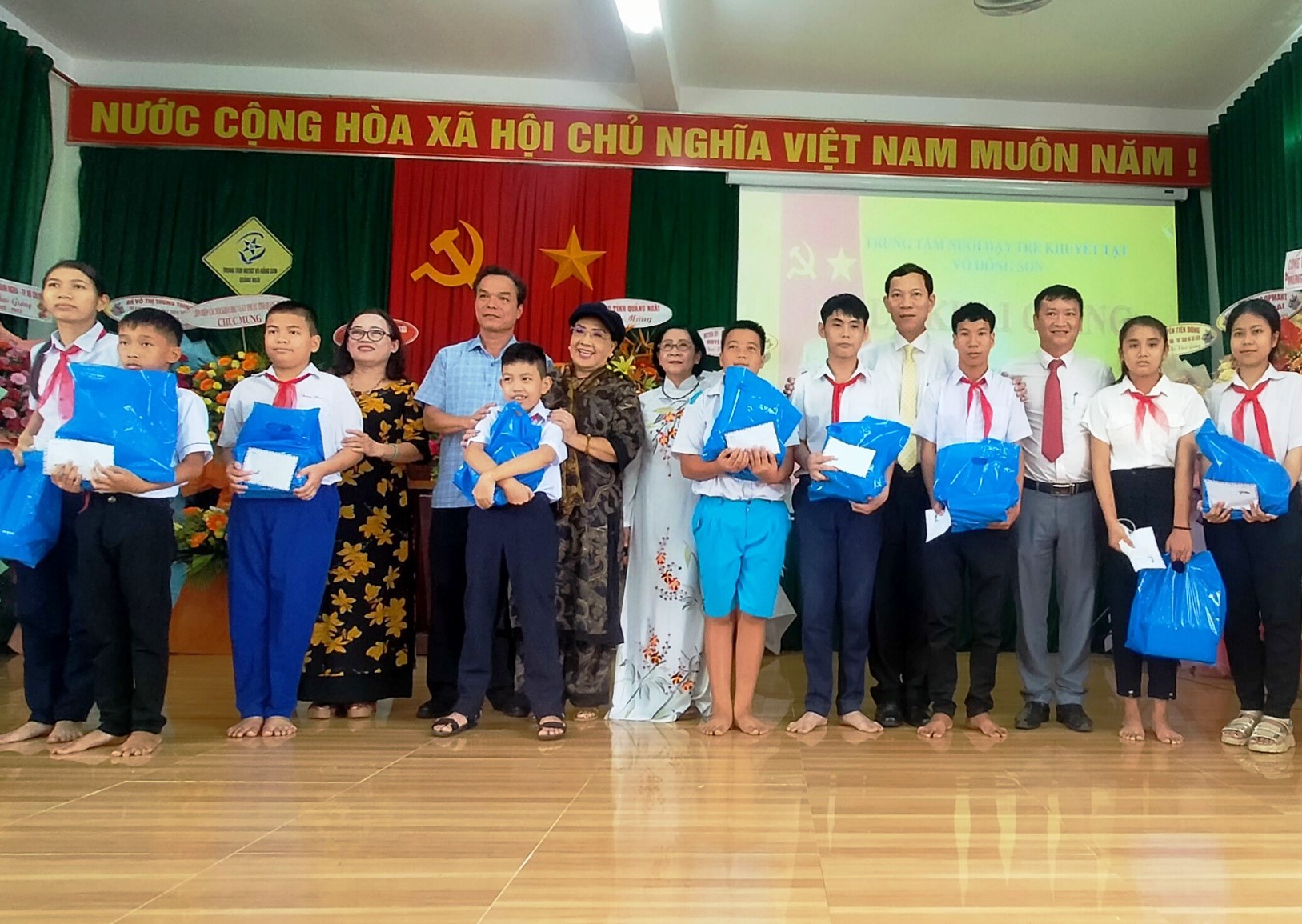 Khai giảng năm học mới tại Trung tâm Nuôi dạy trẻ khuyết tật Võ Hồng Sơn