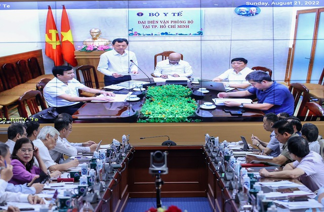 Gi&aacute;m đốc Bệnh viện Chợ Rẫy trăn trở khi n&oacute;i về bất cập đấu thầu thiết bị y tế - Ảnh 1.