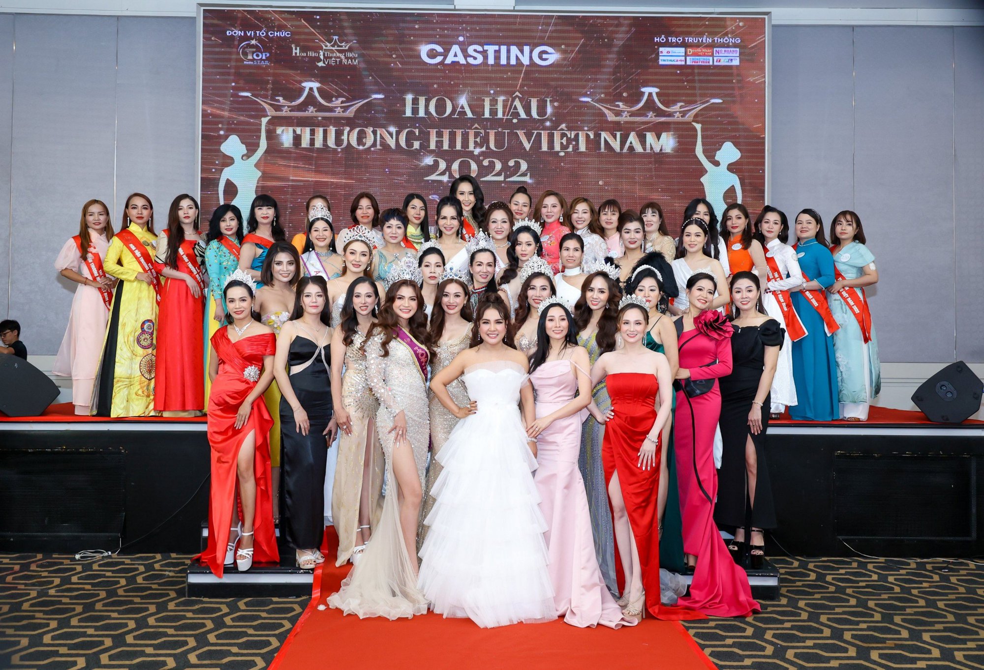 Ca sĩ Thanh Thảo, hoa hậu Mạc Thị Minh làm giám khảo cuộc thi Hoa hậu Thương hiệu Việt Nam 2022 - Ảnh 2.