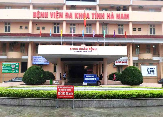 Người đàn ông dùng súng tự sát tại Bệnh viện Đa khoa tỉnh Hà Nam