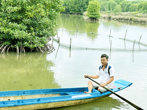 Giúp nông dân giám sát môi trường rừng ngập mặn