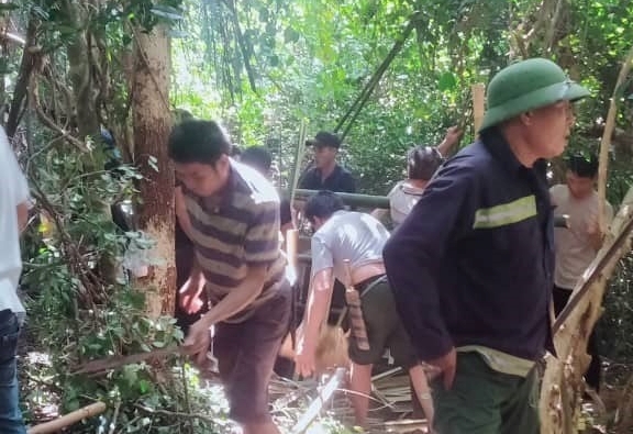Nguyên nhân vụ chồng bắn chết vợ lúc cãi vã