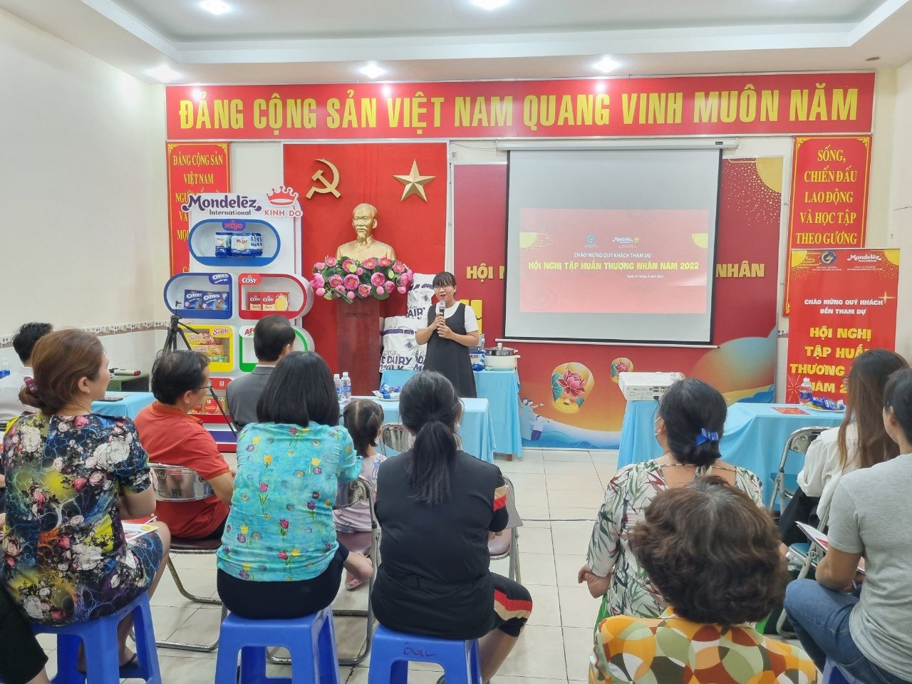 “Hội nghị tập huấn thương nhân 2022” tại các chợ truyền thống - Ảnh 1.