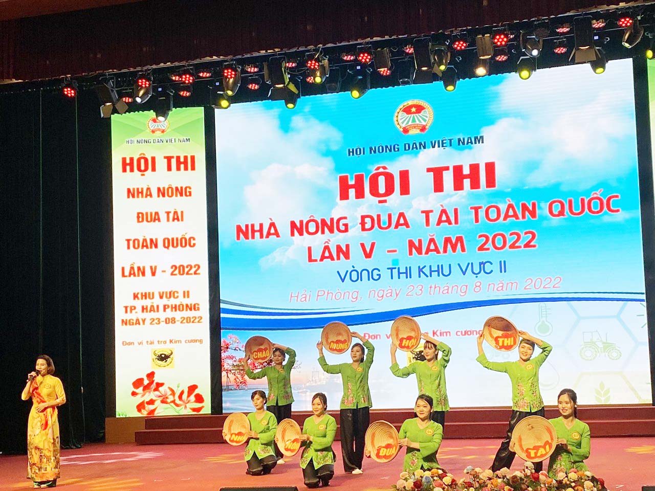 HỘI THI NHÀ NÔNG ĐUA TÀI TOÀN QUỐC LẦN V năm 2022 - KHU VỰC 2: Nông dân đồng bằng sông Hồng và Bắc miền Trung đua tài