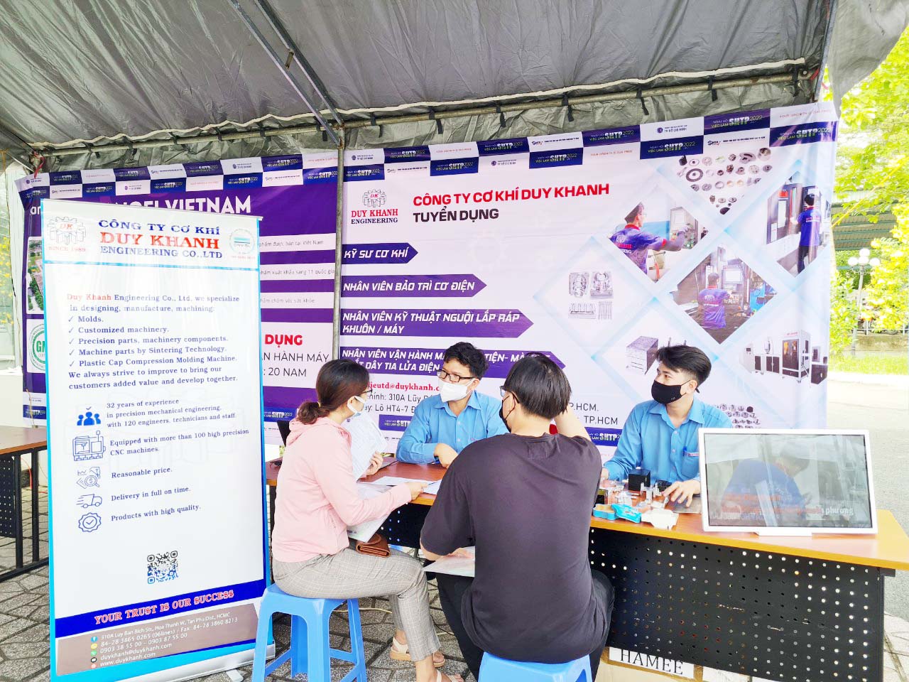 Gần 2.000 vị tr&iacute; việc l&agrave;m cho người lao động - Ảnh 1.