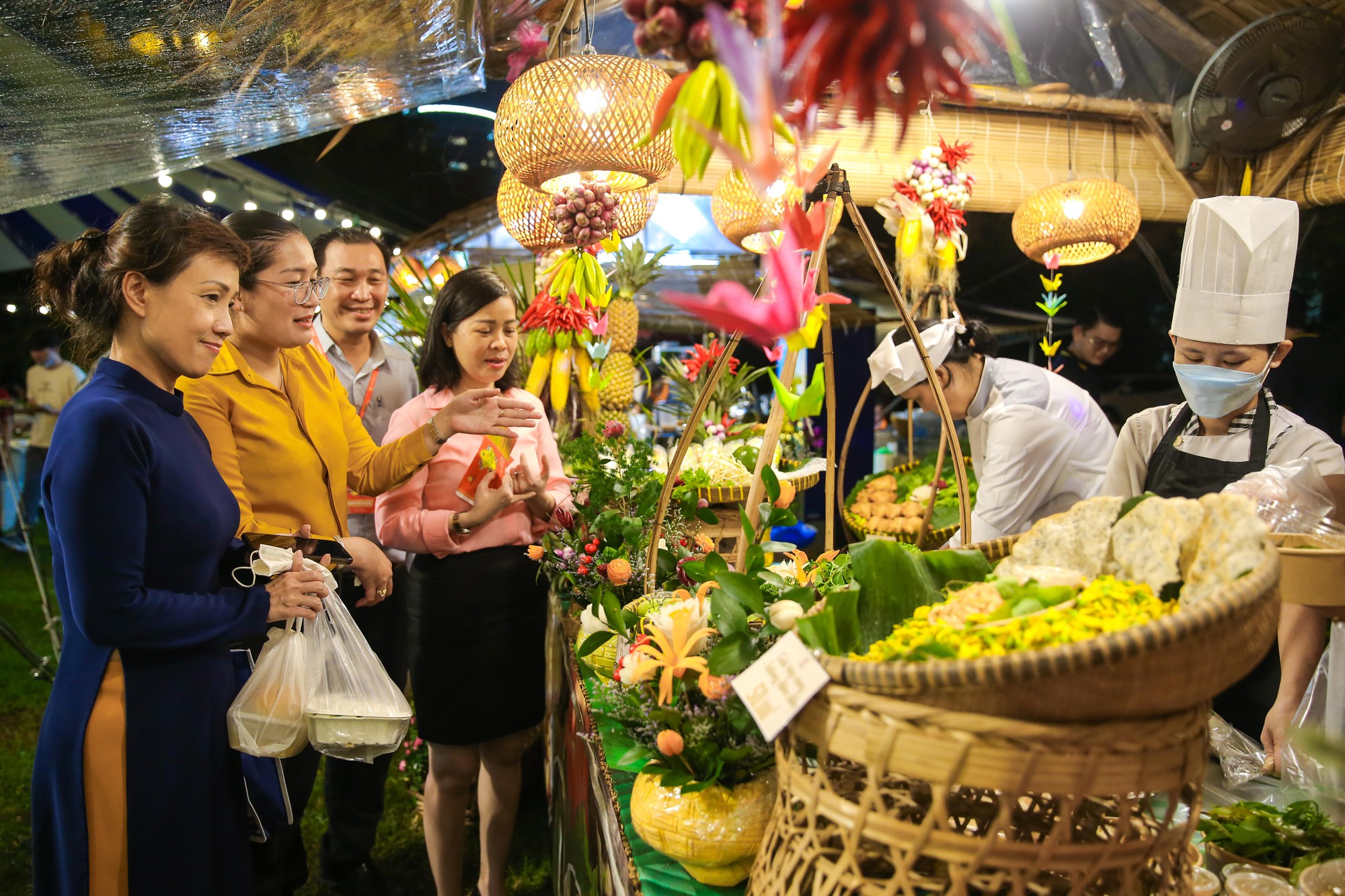 Hàng trăm món ngon hội tụ tại lễ hội Văn hóa ẩm thực, món ngon Saigontourist Group 2022