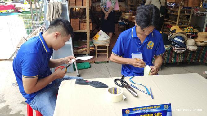 Khai mạc hội thi "Thợ giỏi ngành da giày" quận 4