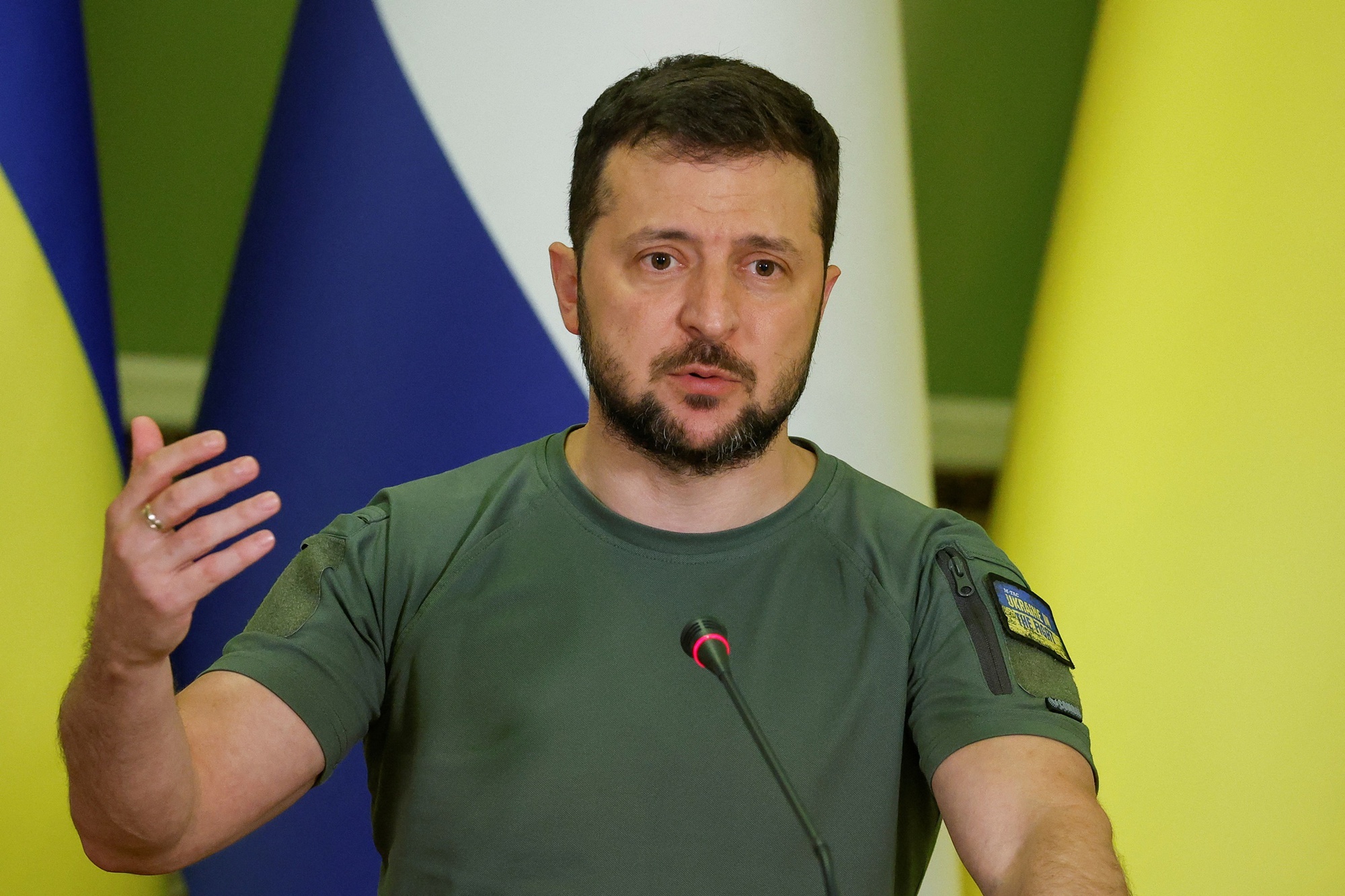 Tổng thống Zelensky: Thế giới vừa thoát thảm họa hạt nhân “trong gang tấc” - Ảnh 1.