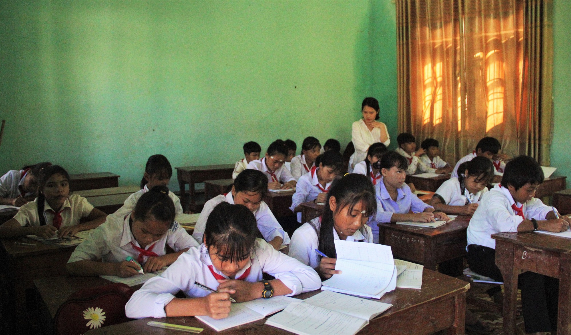 Quảng Trị chỉ ra những việc kh&ocirc;ng được l&agrave;m trước năm học mới - Ảnh 1.