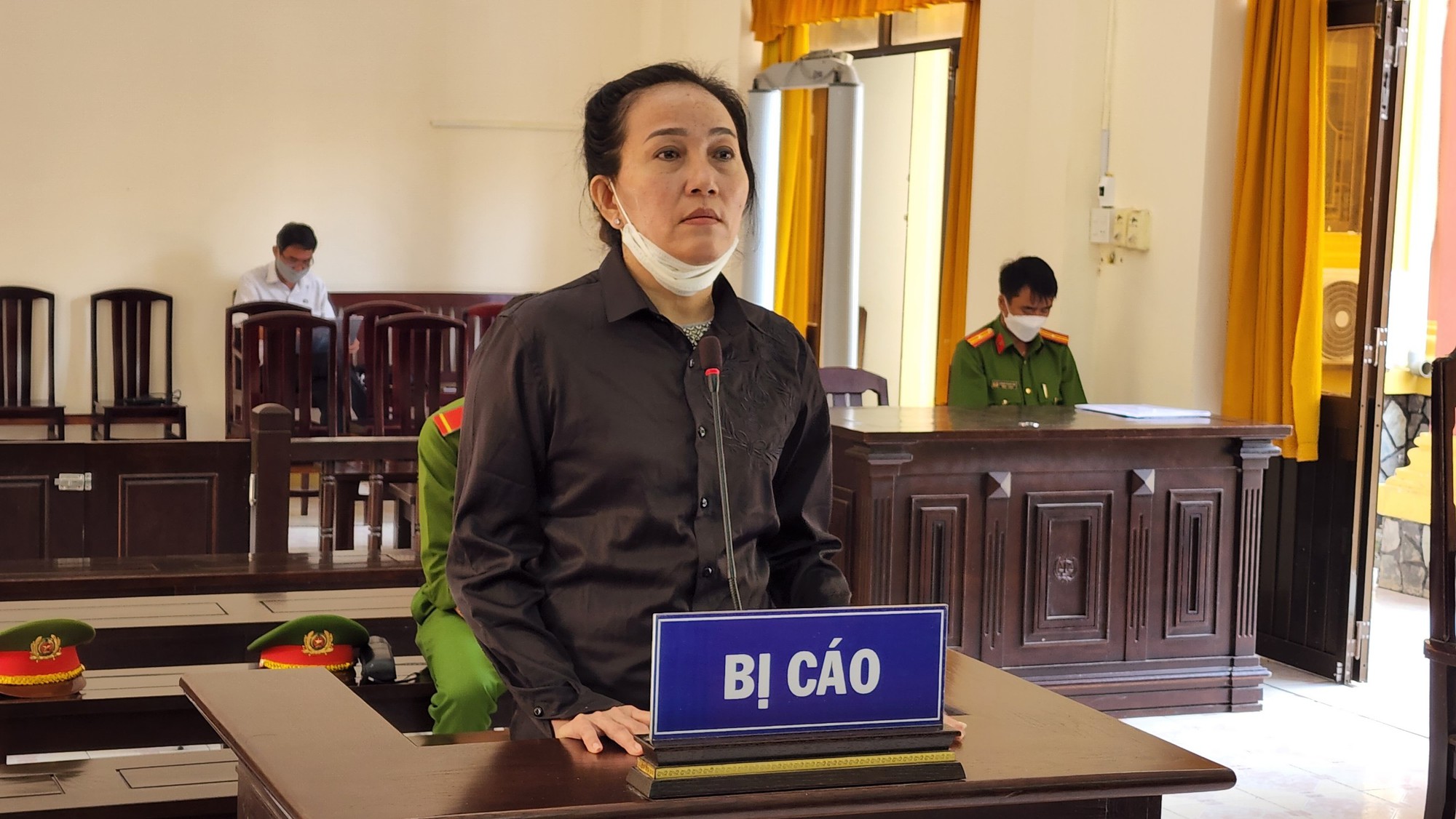 Người đ&agrave;n b&agrave; 46 tuổi ở Ph&uacute; Quốc bất chấp c&aacute;i gi&aacute; phải trả - Ảnh 1.