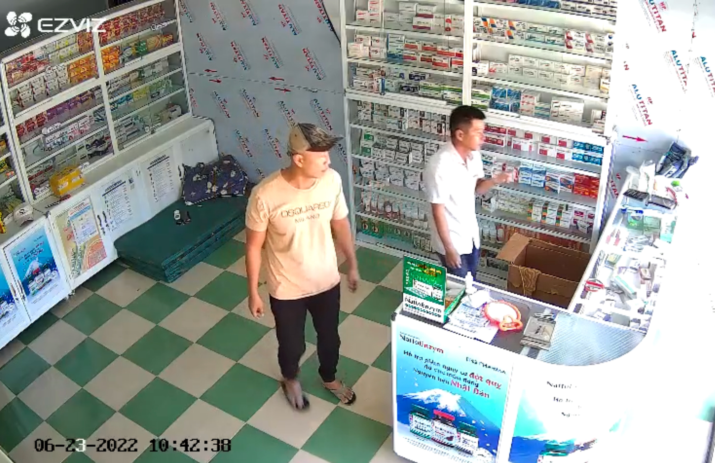Tình tiết bất ngờ về vụ nhà dân liên tục bị “khủng bố”
