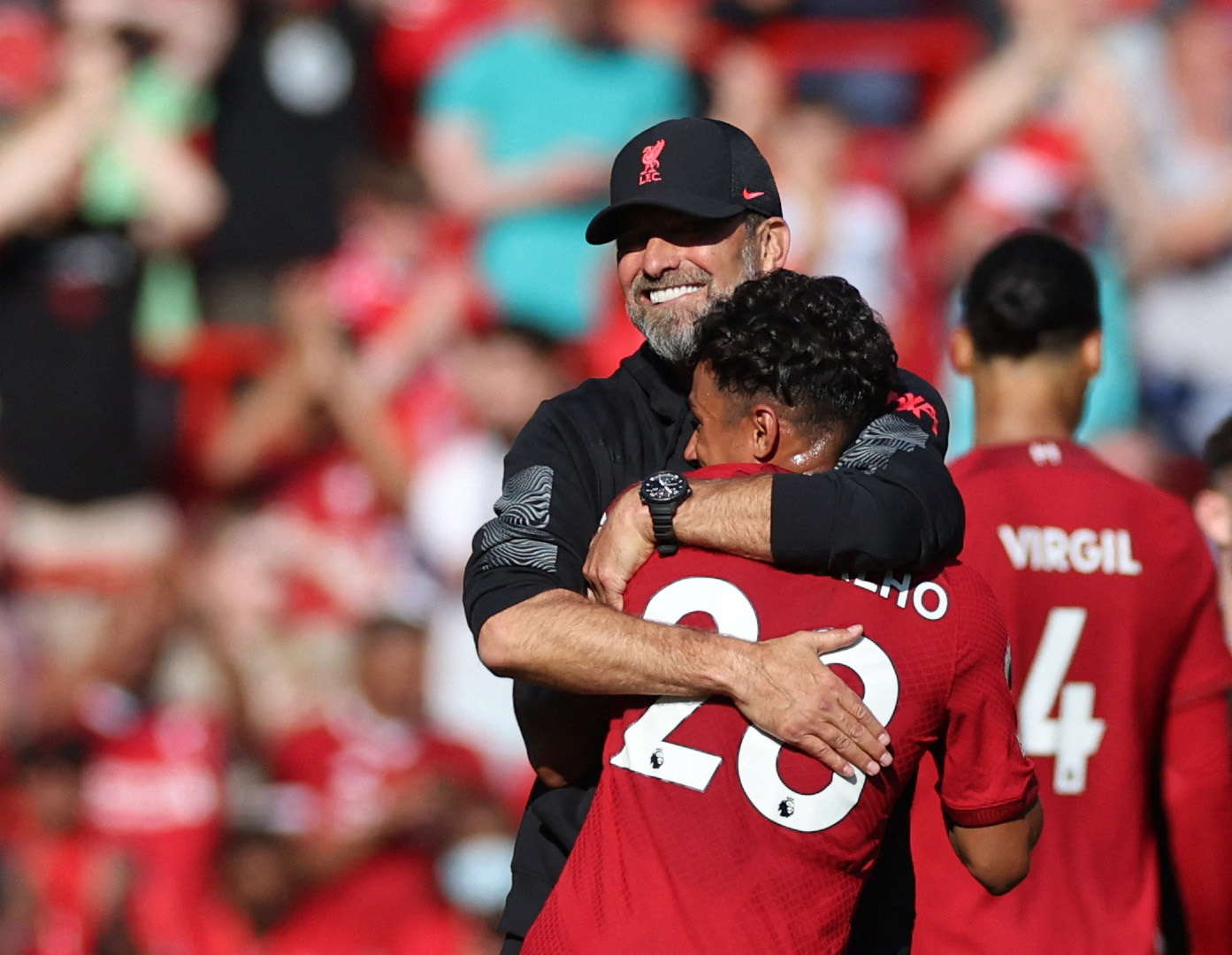 Thắng vùi dập Bournemouth 9-0, Liverpool bắt kịp kỷ lục xứ sương mù - Ảnh 8.