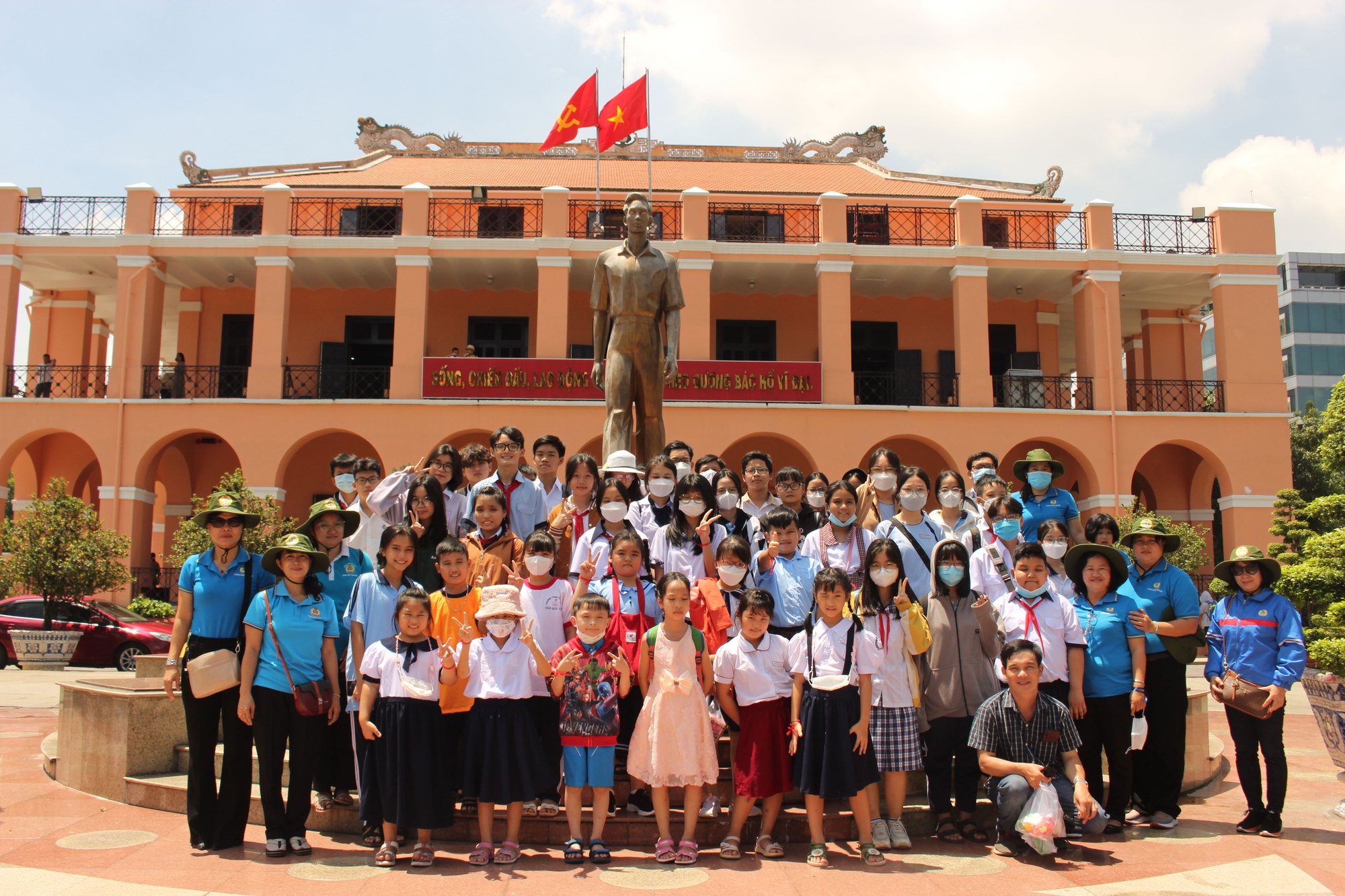 Chăm lo con CNVC-LĐ vào đầu năm học