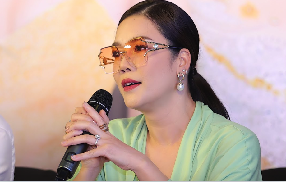 Ca sĩ Thu Phương khát khao trở về Hà Nội