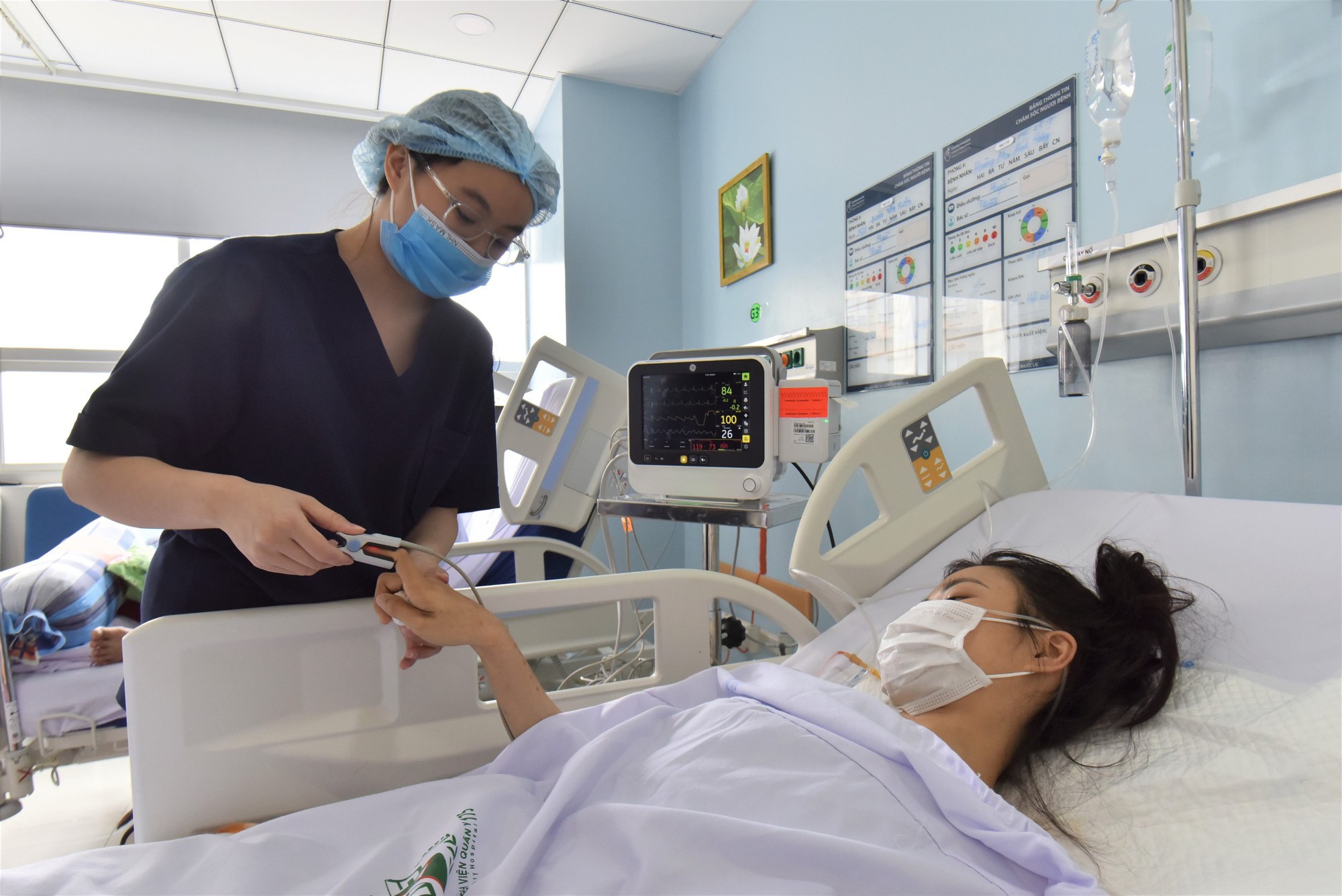 Căn bệnh hiếm gặp nào khiến cô gái có khối u khổng lồ trong tim?