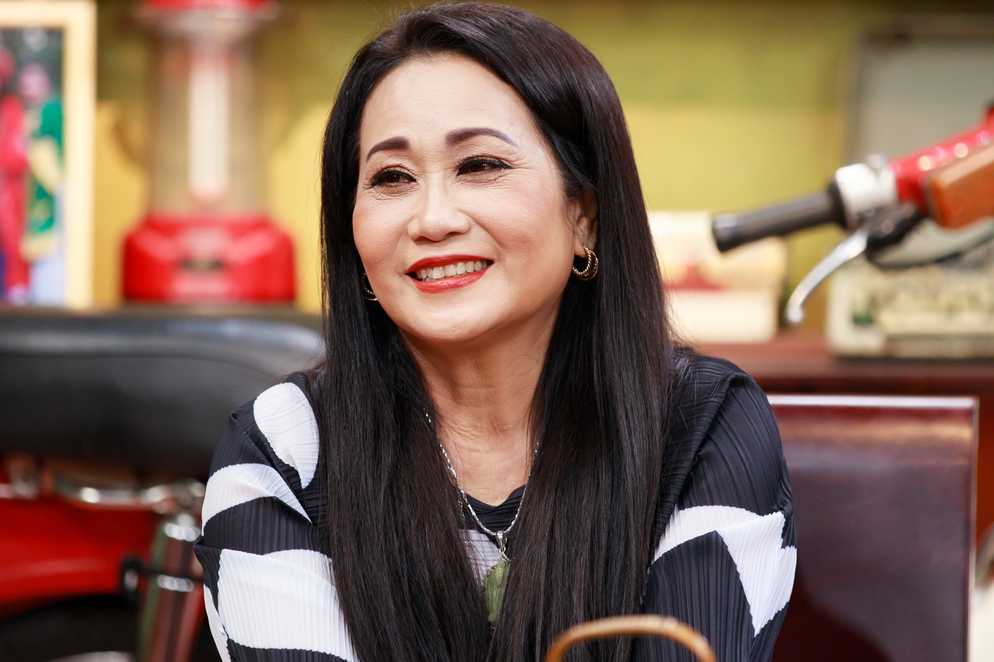 Lý do nghệ sĩ Thanh Hằng ở ẩn suốt 15 năm - Ảnh 3.