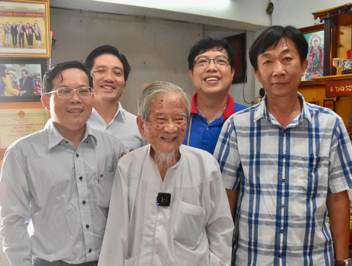 Mai V&agrave;ng nh&acirc;n &aacute;i thăm nh&agrave; nghi&ecirc;n cứu Nguyễn Đ&igrave;nh Tư v&agrave; Nguyễn Đ&igrave;nh Đầu - Ảnh 7.