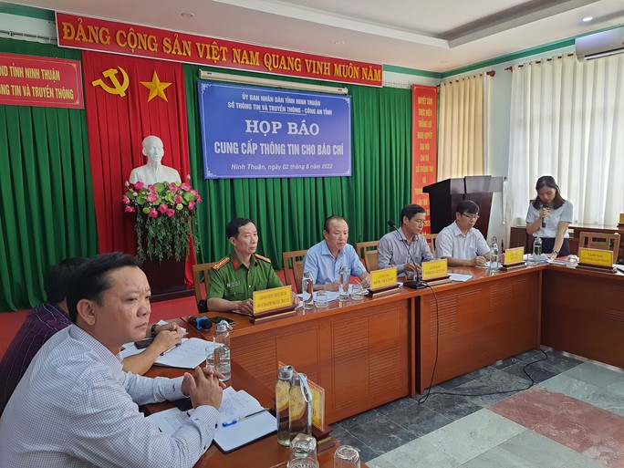 Nữ sinh tử nạn có nồng độ cồn ở Ninh Thuận: Vắng 1 nhân vật quan trọng - Ảnh 1.