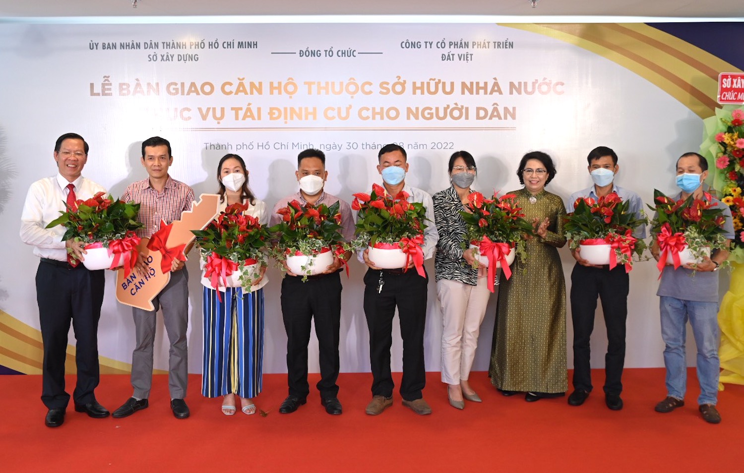 Hàng trăm hộ dân tại trung tâm TP HCM nhận tin vui - Ảnh 1.