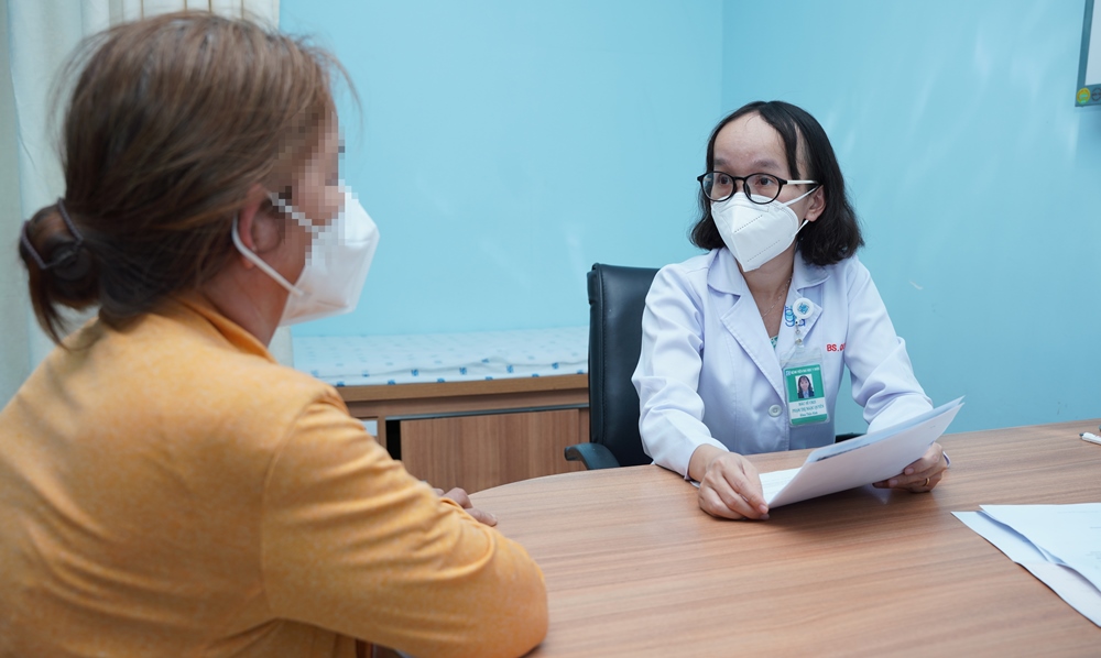 Vừa thoát đột quỵ, người phụ nữ uống thuốc ngủ quá liều