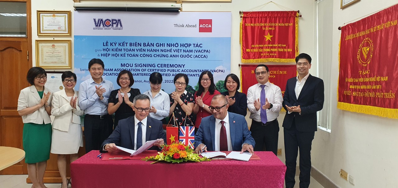 ACCA và VACPA tiếp tục hợp tác, cùng phát triển ngành tài chính - kế toán - Ảnh 1. ACCA và VACPA tiếp tục hợp tác, cùng phát triển ngành tài chính - kế toán - Ảnh 1.