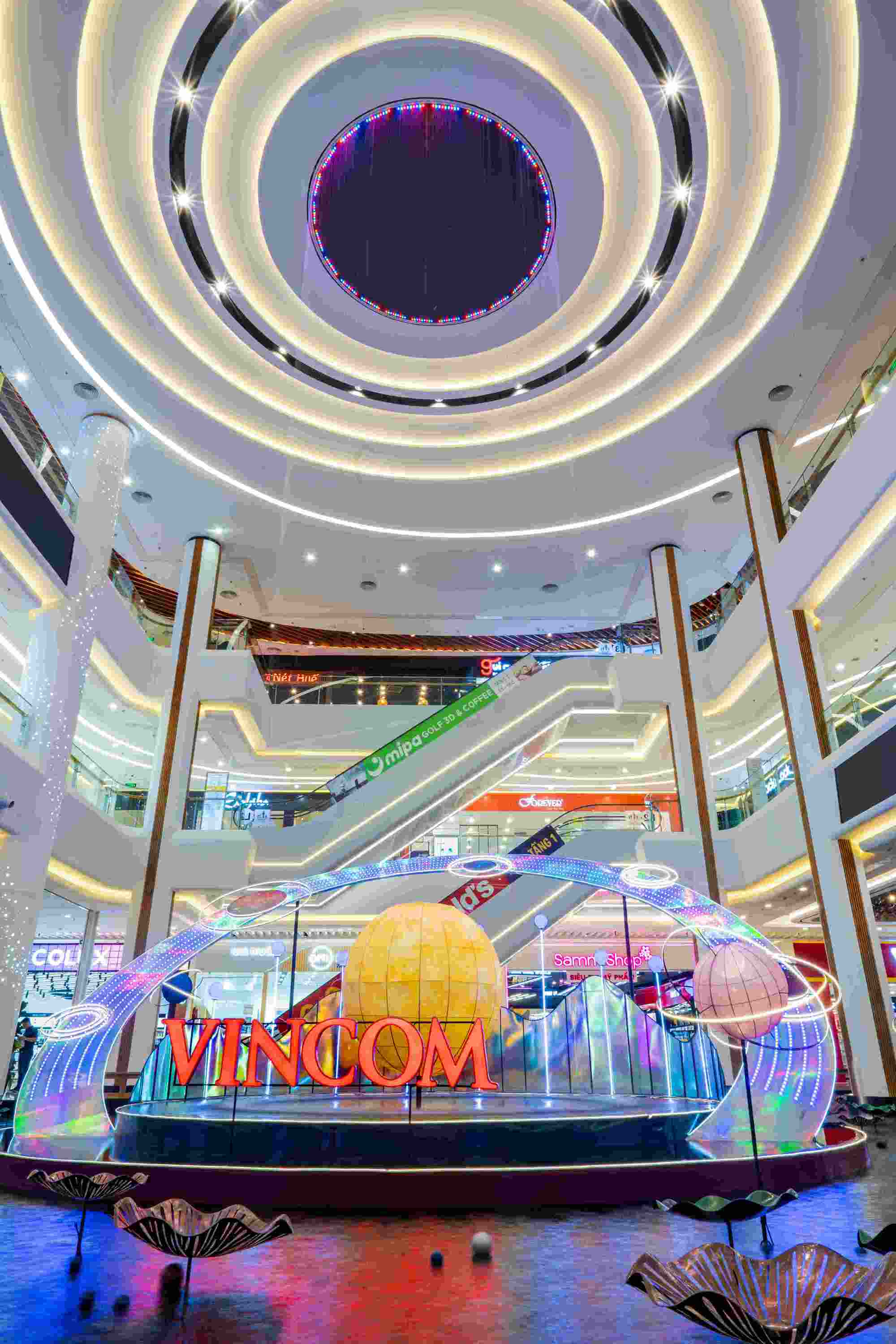 &ldquo;Lạc giữa đa vũ trụ&rdquo; c&ugrave;ng d&agrave;n TikTokers triệu view dịp Trung thu 2022 - Ảnh 5.