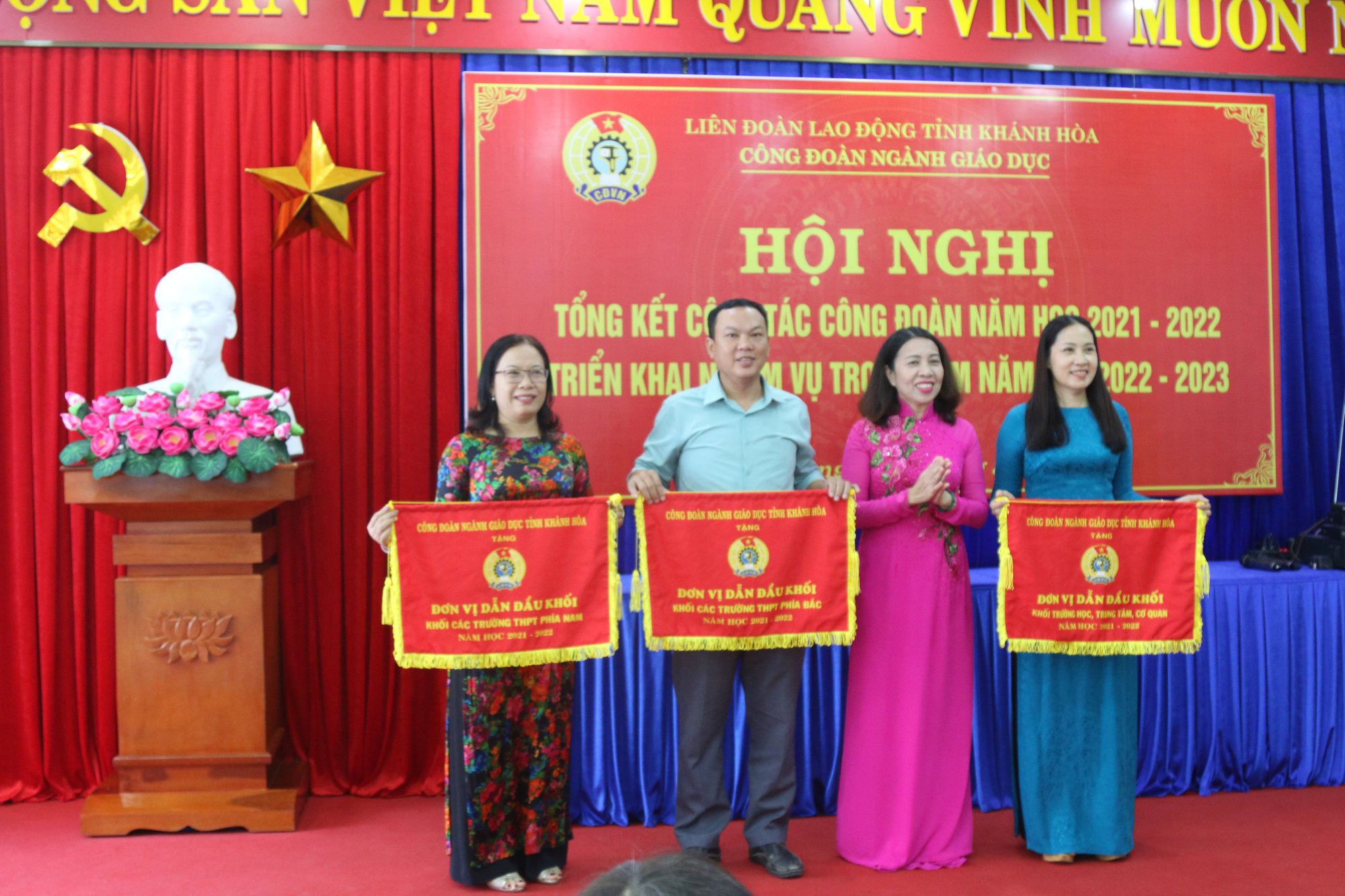 Công đoàn Giáo dục Khánh Hòa tổng kết hoạt động năm học 2021-2022 - Ảnh 3.