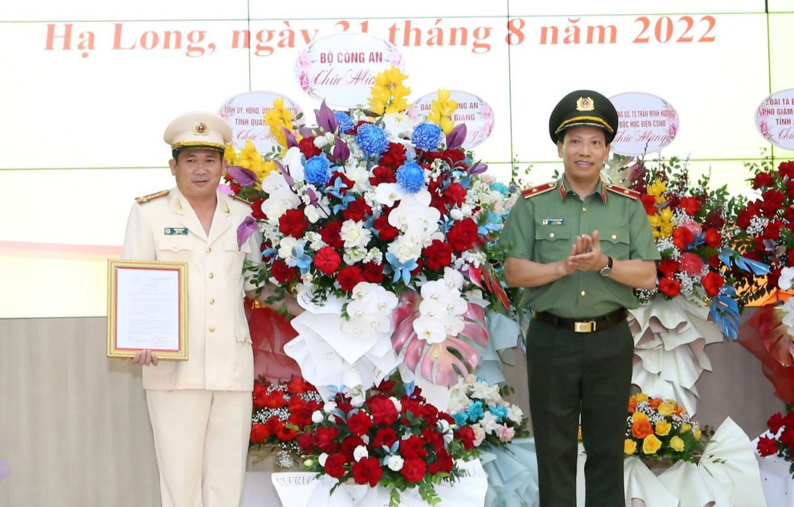 Đại tá Đinh Văn Nơi nhận nhiệm vụ Giám đốc Công an tỉnh Quảng Ninh