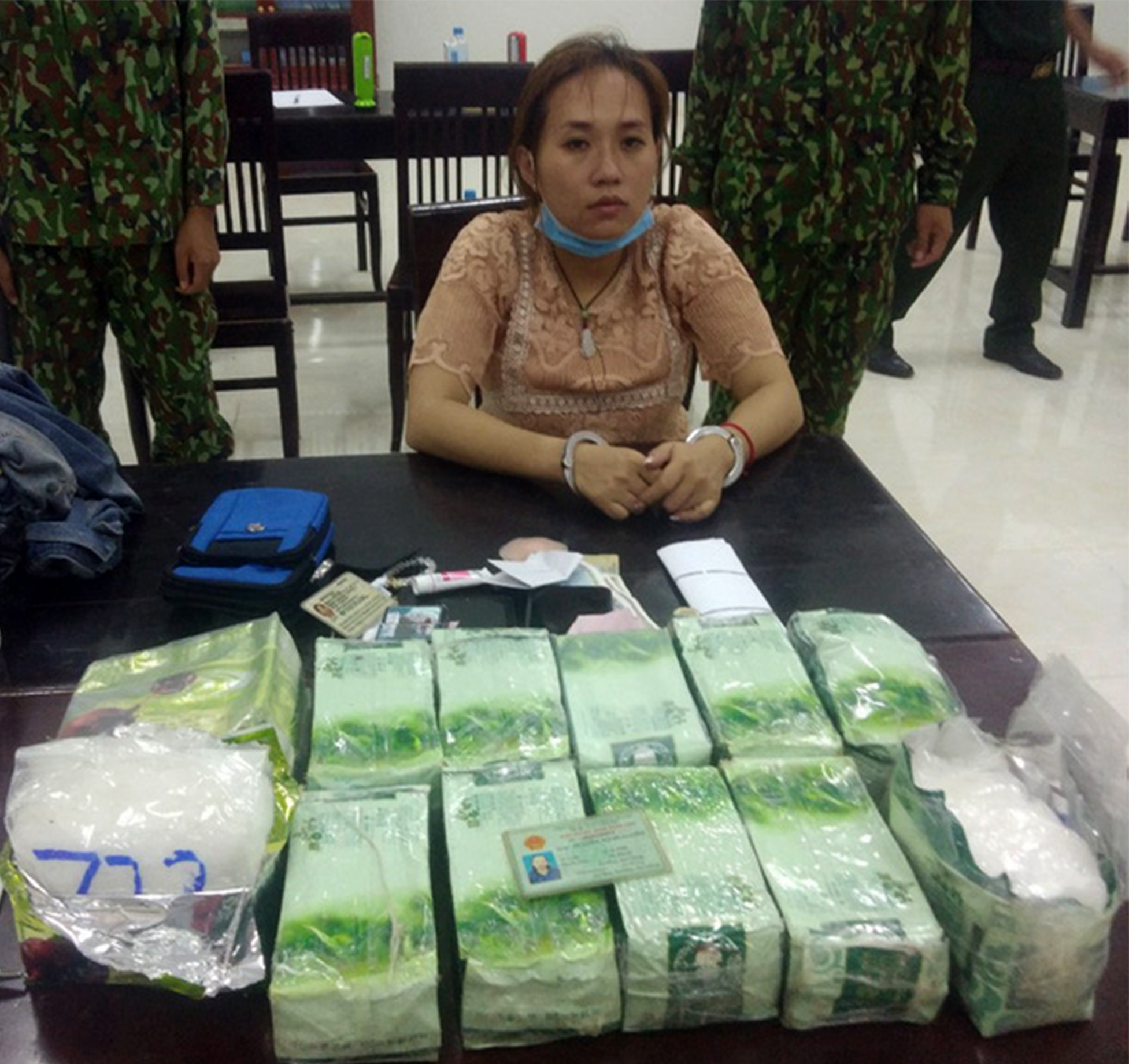 4 &aacute;n tử h&igrave;nh được tuy&ecirc;n trong vụ &aacute;n r&uacute;ng động ở An Giang - Ảnh 1.