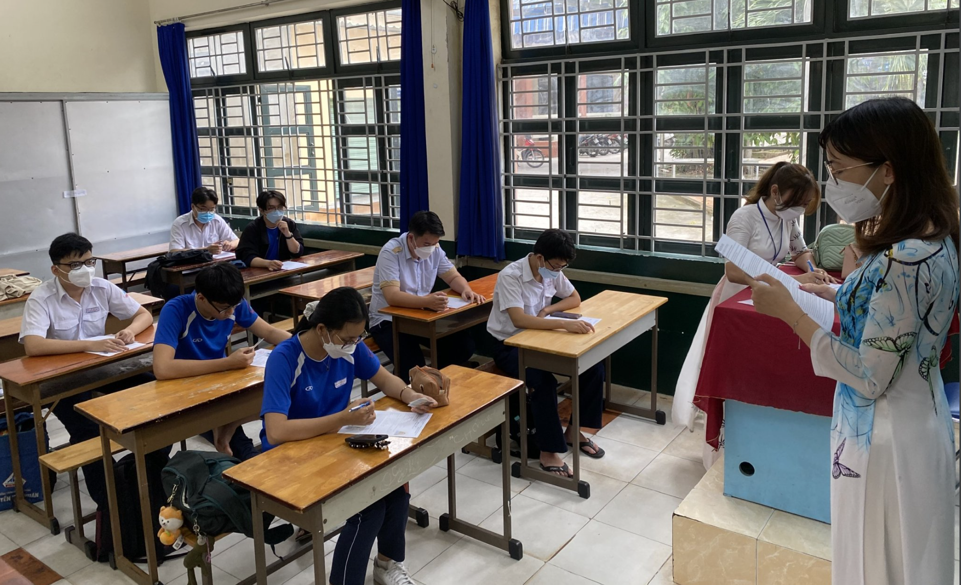 TP HCM: Thêm nhiều trường ĐH công bố điểm sàn xét tuyển