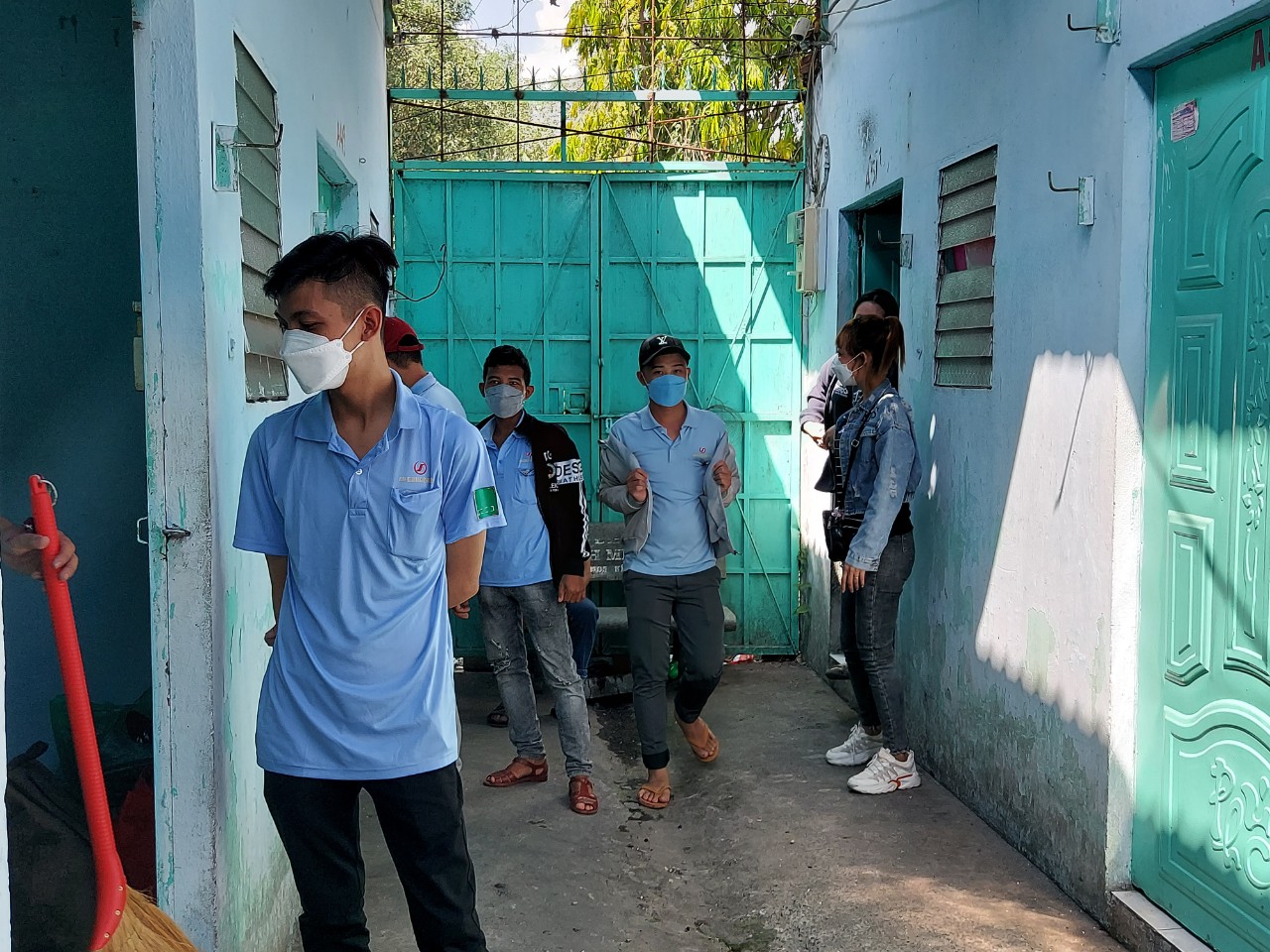 UBND TP HCM y&ecirc;u cầu chi hỗ trợ tiền thu&ecirc; nh&agrave; đ&uacute;ng tiến độ - Ảnh 1.