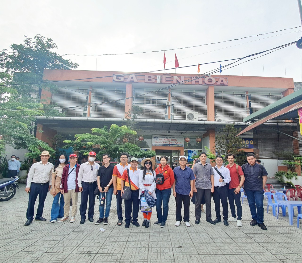 Chết m&ecirc; tour du lịch bằng t&agrave;u hỏa đầu ti&ecirc;n giữa TP HCM - Đồng Nai - Ảnh 4.