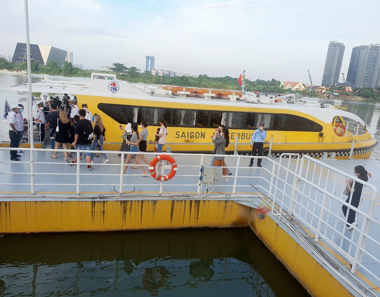 Chết m&ecirc; tour du lịch bằng t&agrave;u hỏa đầu ti&ecirc;n giữa TP HCM - Đồng Nai - Ảnh 9.